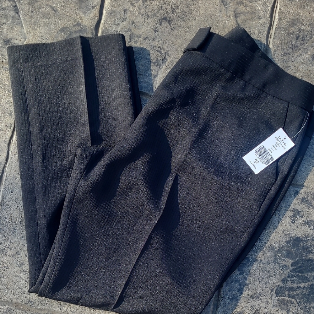 New with tags! Tahari Womens 16 Petite sleek classic black business dress pants